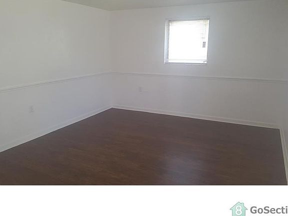2nd image of 2320 Ivey Ln