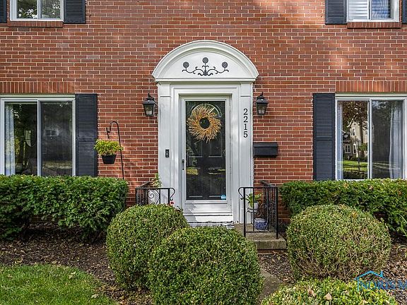 4th image of 2215 Middlesex Dr