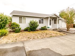 881 Echo Hollow Rd, Eugene, OR 97402