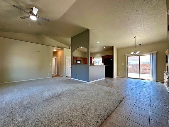 4th image of 2519 Buchanan Dr