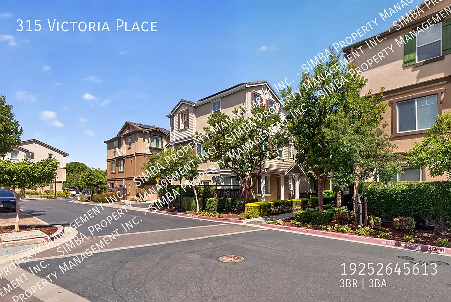 315 Victoria Place, Hayward — Photo 1