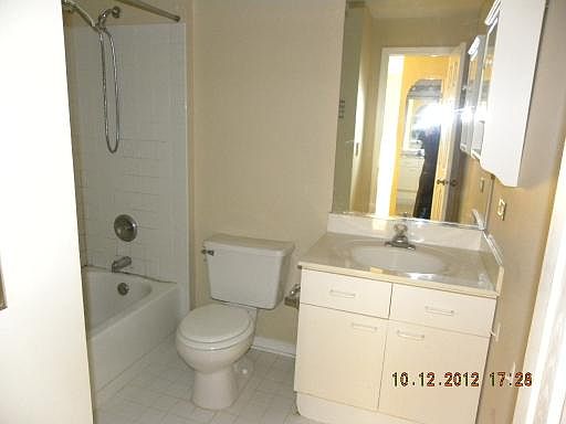 4th image of 788 N Gary Ave Unit 105