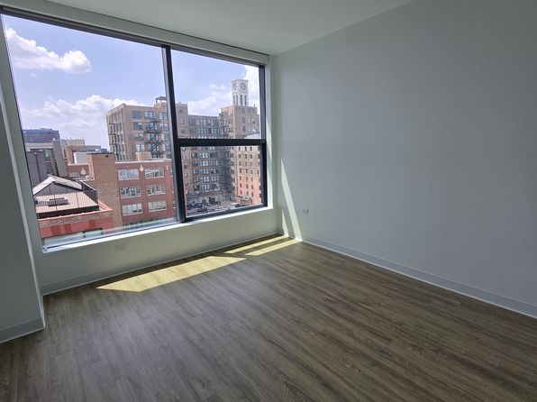810 W Van Buren St #916