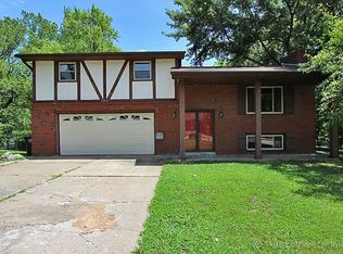 2241 Hill Brook Dr, Cape Girardeau, MO 63701