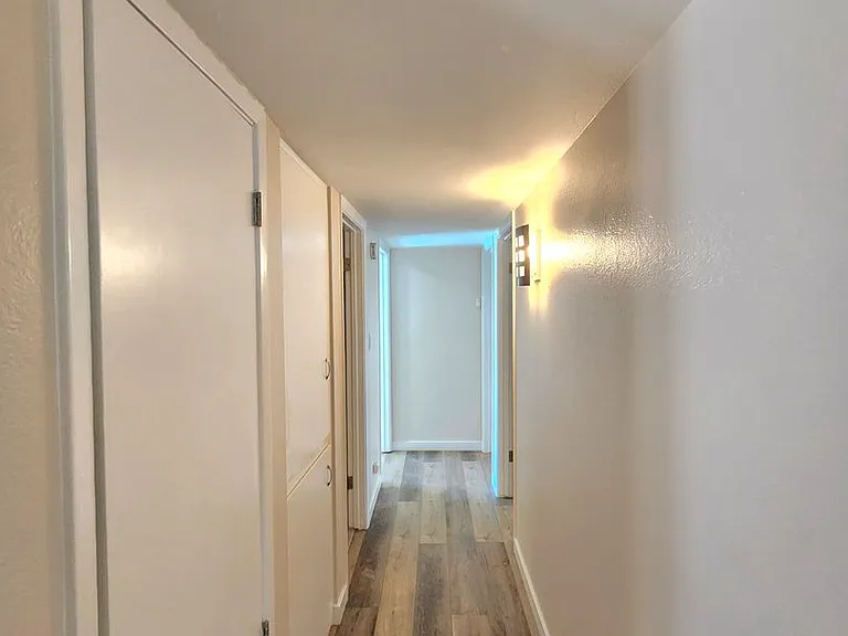 517 E Bishop Dr — Photo 21