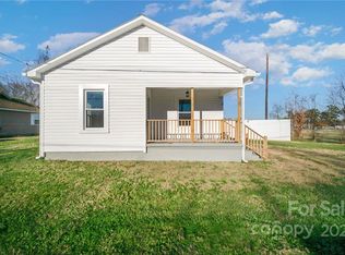 302 Bell St, Kannapolis, NC 28081