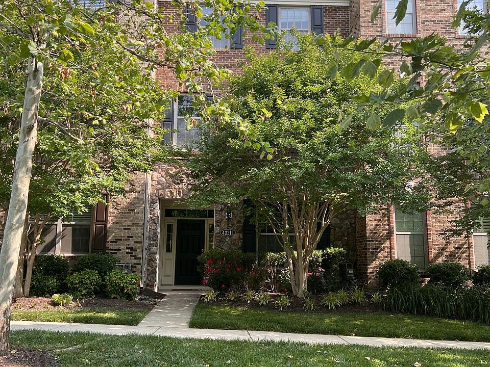 1st image of 43211 Depascale Sq