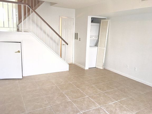 5th image of 177 Wirt Ave