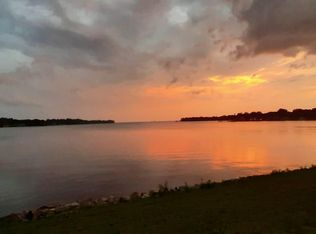 1173 N Bayshore Dr #A, Valparaiso, FL 32580