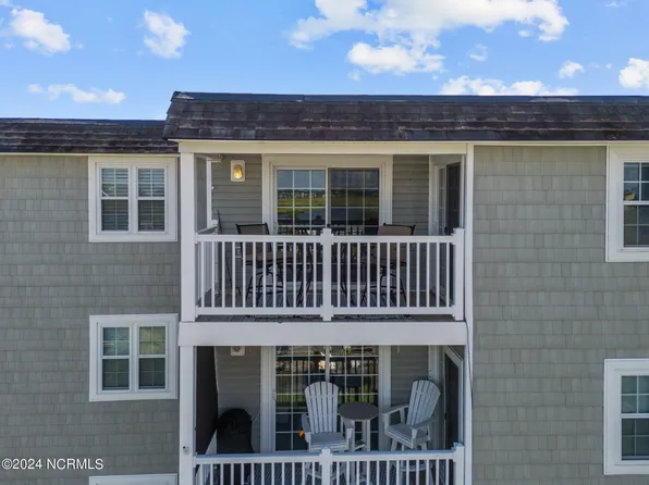 5400 E Yacht Drive #B9, Oak Island, NC 28465