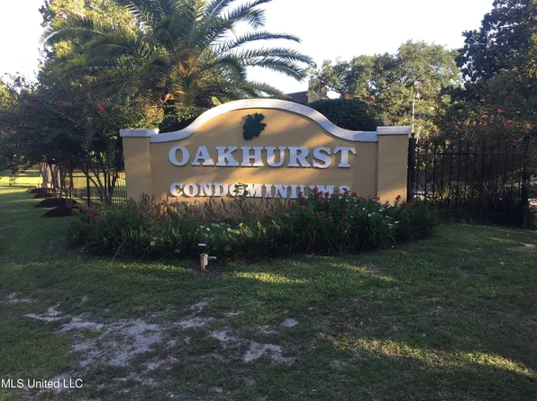 3310 Washington Ave APT 1316, Pascagoula, MS 39581