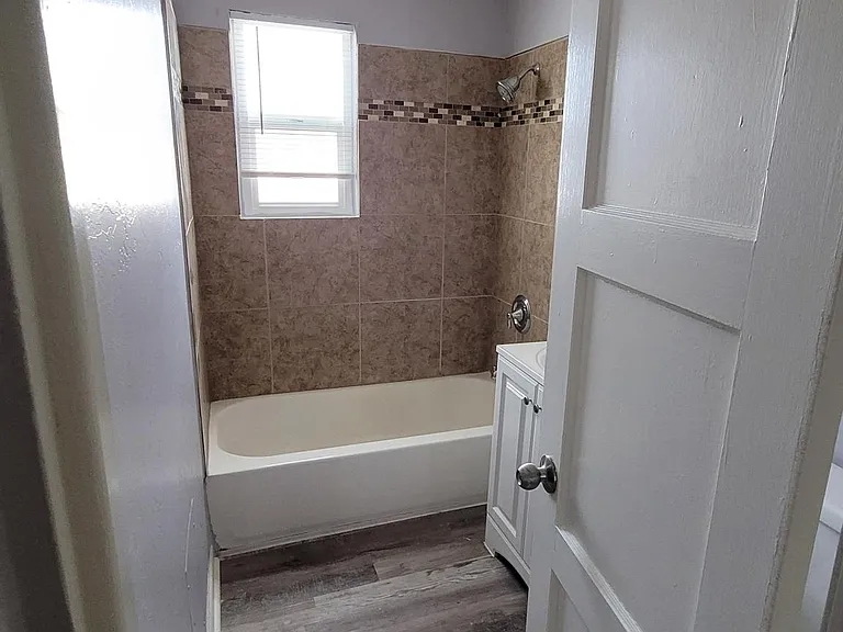 2026 N Tucson Blvd — Photo 2