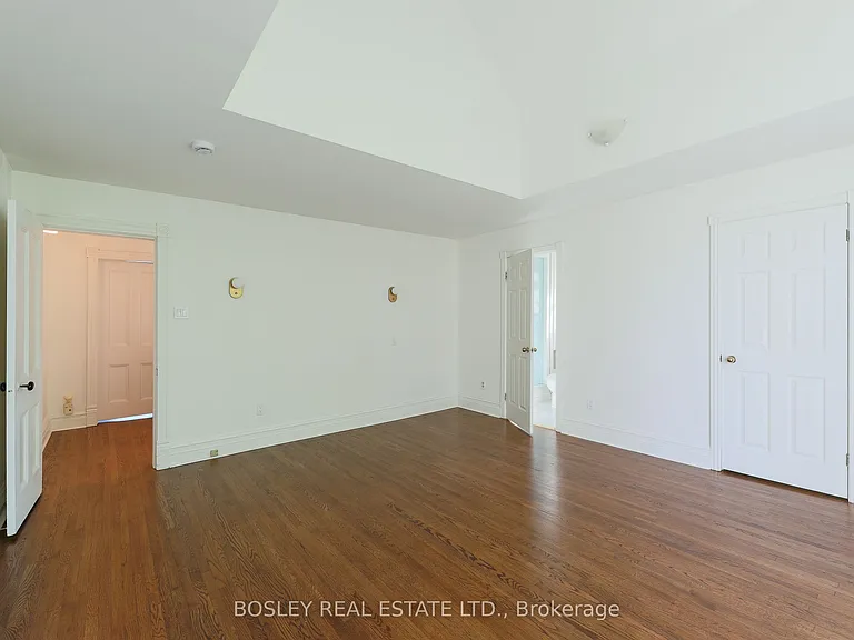 12 Meredith Cres #UPPER — Photo 42