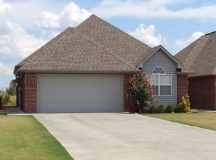 1208 Jeannie Lane Ct, Muskogee, OK 74403