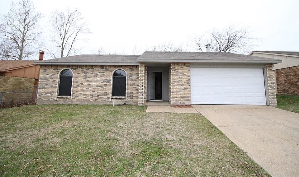 1st image of 9231 Sophora Dr