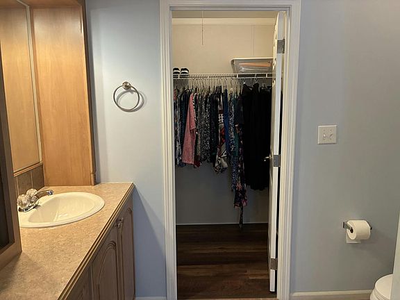 5th image of 19279 Potomac Cir #673