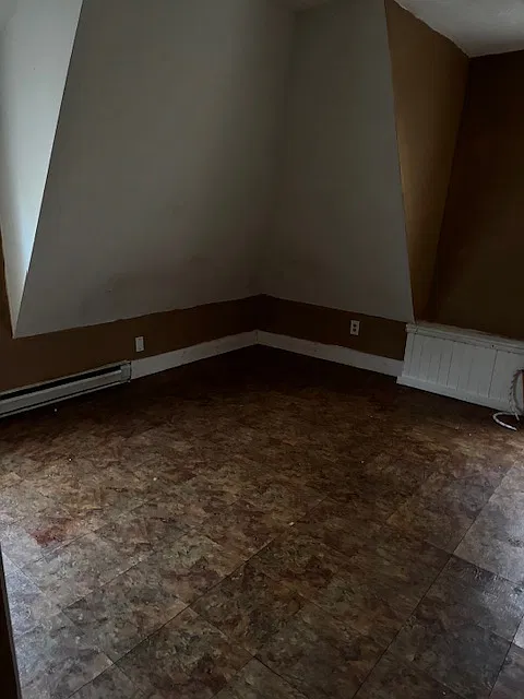 3 bed, $1,250 — Photo 3