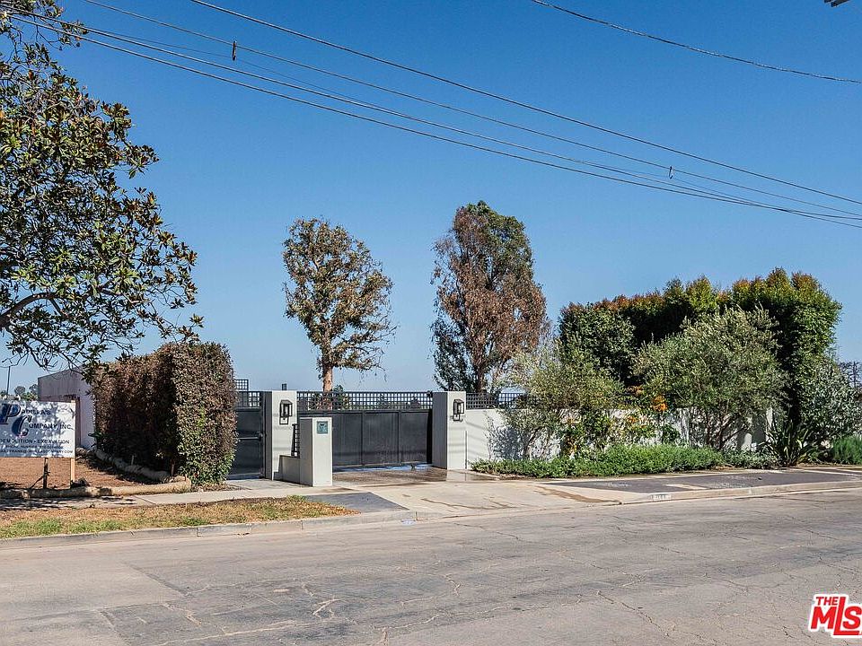 1st image of 1144 Chautauqua Blvd