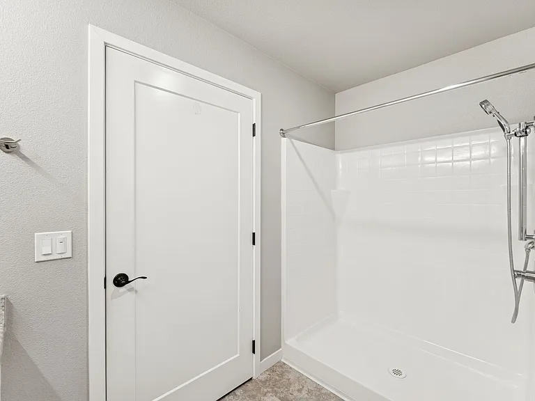 Centennial Gardens Apartments — Photo 46