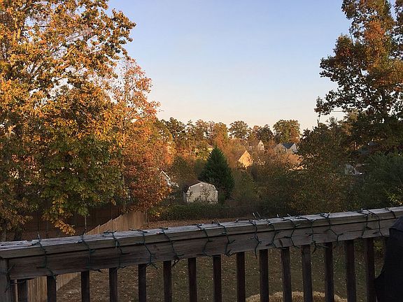 3rd image of 6097 Gibbs Ln