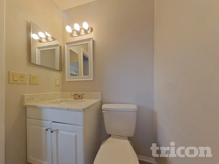 2950 Bedford St — Photo 10