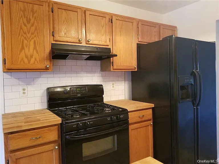 256 Heritage Ln — Photo 9