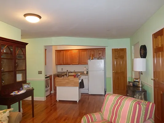 Rented by LDMI Realty Group LLC | media 19