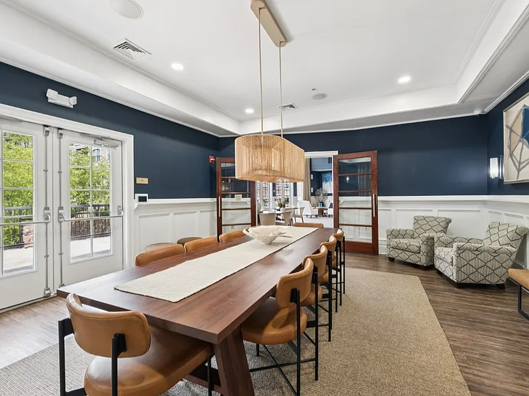 Stone Point Apartments — Photo 30