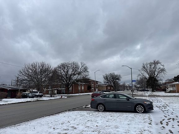 5th image of 15105 Chicago Rd