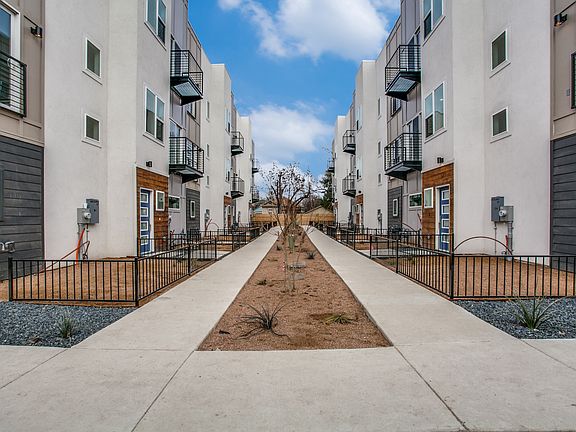 2nd image of 811 E Elmira St #1