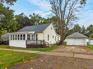 206 W Main St, Mount Morris, IL 61054