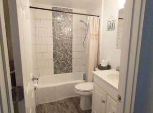 907 Lowell Ave, Jackson, MI