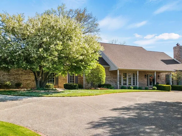 926 Phaeton Way, Auburn, IN 46706