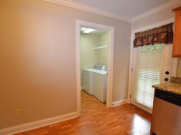 4th image of 54 Stonebriar Ct #13