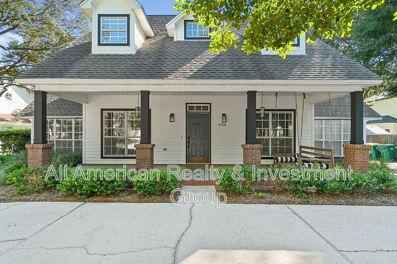 1st image of 1728 Lilaberry Ln