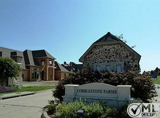128 Old Vineyard Ln, Heath, TX 75032