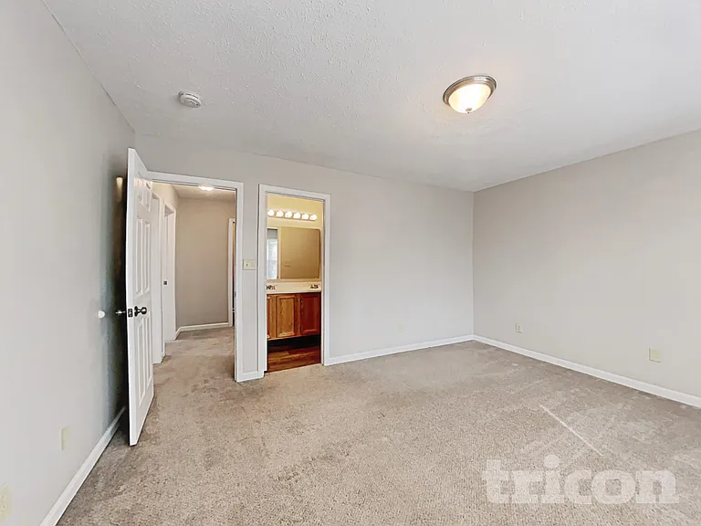 5531 Orth Ct — Photo 6