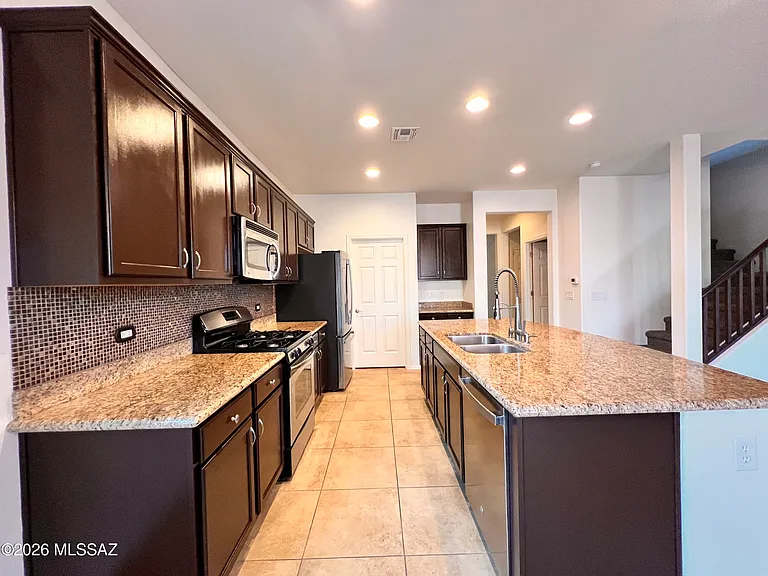 12992 N Westminster Dr — Photo 6