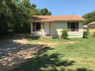 4004 S Edgewood Ter, Fort Worth, TX 76119