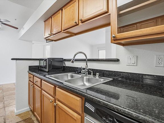 5th image of 885 Halidon Way APT 1021