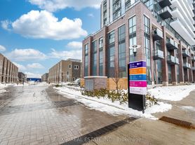 60 Honeycrisp Cres E