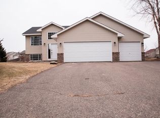 1616 Island Pass, Waconia, MN 55387