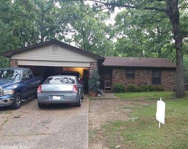 4 Chad Ct, N Little Rock, AR, 72118