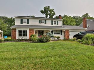 5598 Bayberry Dr, Cincinnati, OH 45242