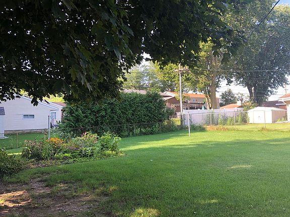 3rd image of 605 Wallace Ave