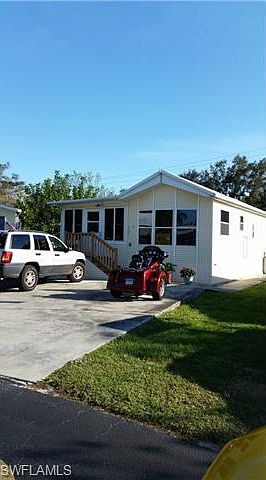 1st image of 24457 Lindy Ln