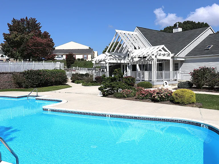 High Pointe Club — Photo 16
