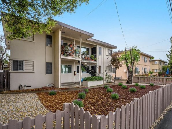 1572 Regent St, Redwood City, CA 94061