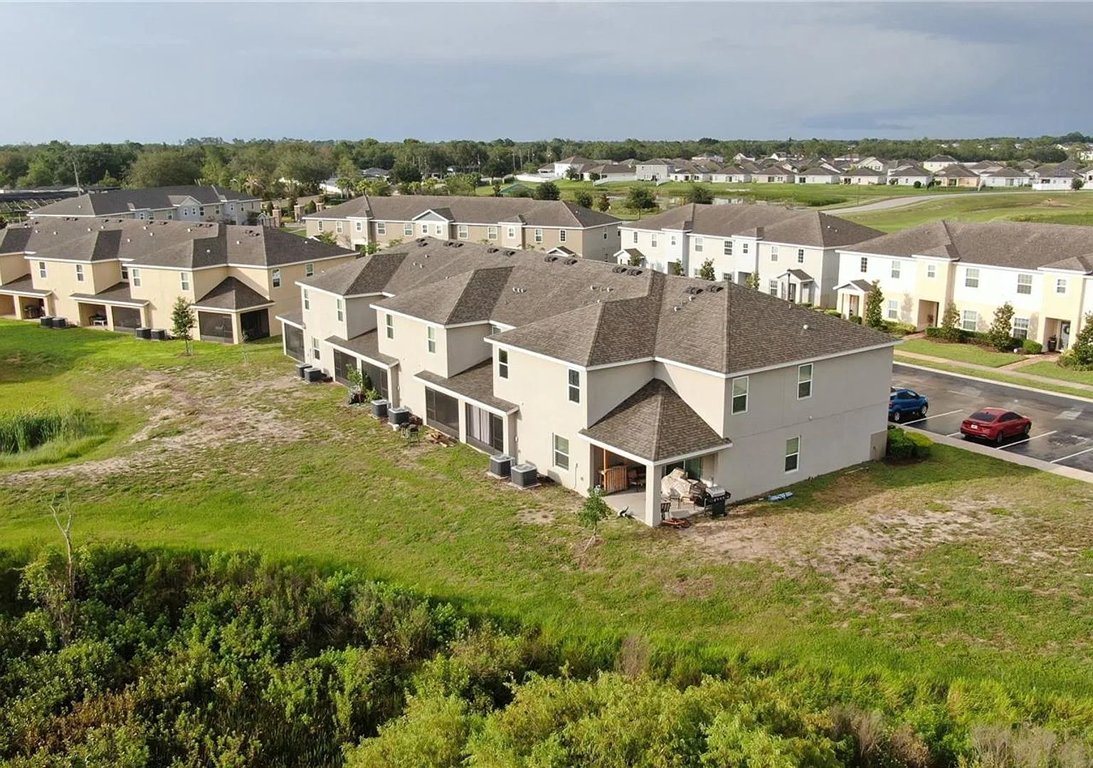 Beautiful Townhome in Williams Preserve, Davenport — Photo 2