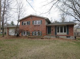 106 Rockingham Dr, Columbia, MO 65203